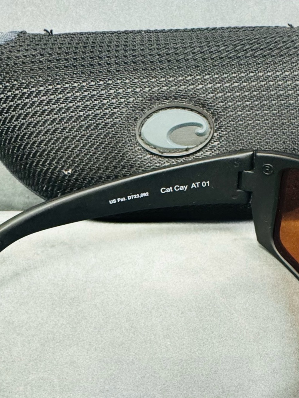 Costa Cat Cay Sunglasses in Black Frame with Silver/Amber Mirrored Lenses - Picture 2 of 2